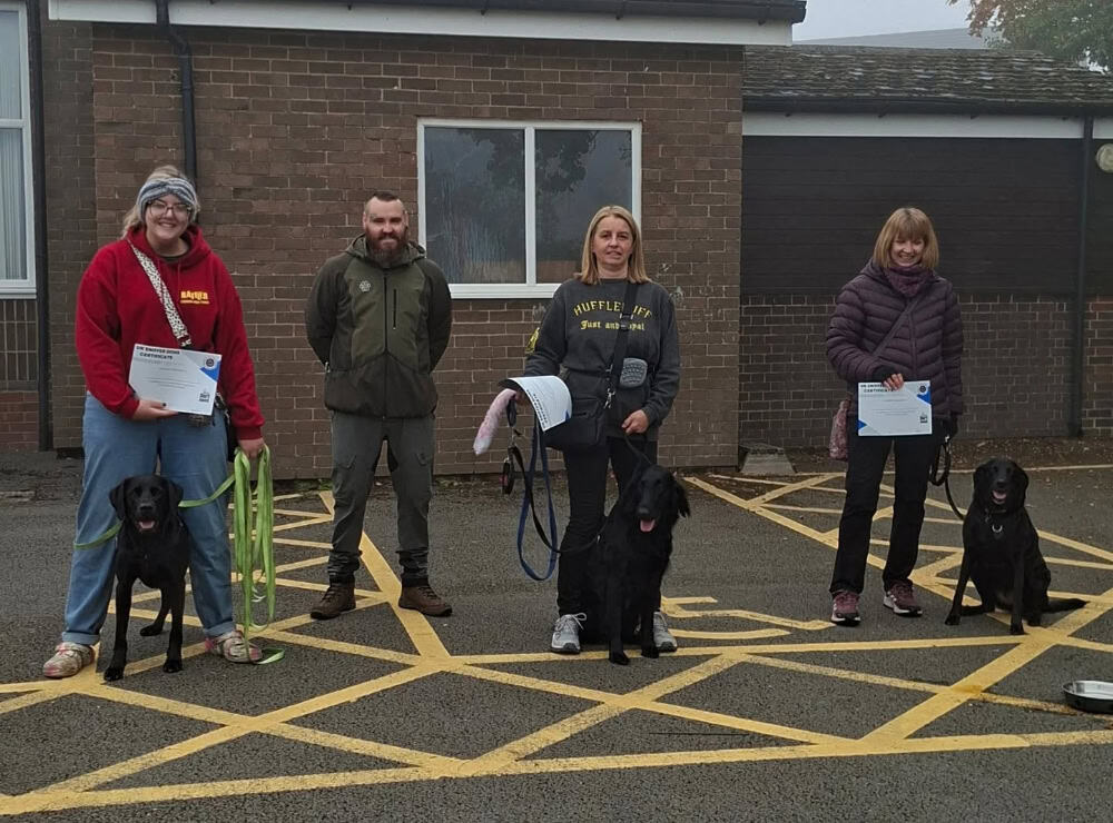 Uk Sniffer Dog Classes happy dogs and clients with their certificates
